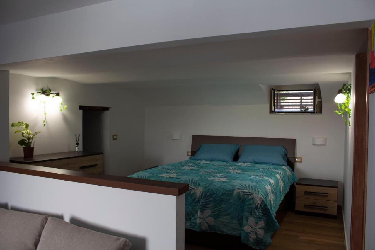 Gregorius Chiringuito Apartment เนเปิลส์ ภายนอก รูปภาพ